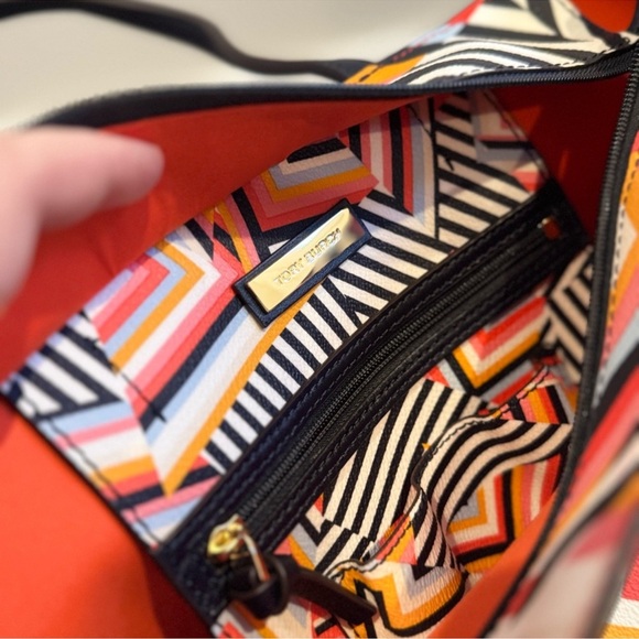 Tory Burch Kerrington Small Tote Cut Out T Print | Multicolor | NWOT | Authentic - Picture 14 of 16